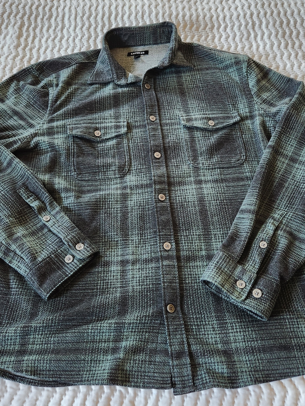 Express Men's Button-Down Flannel Long Sleeve Shirt Size L